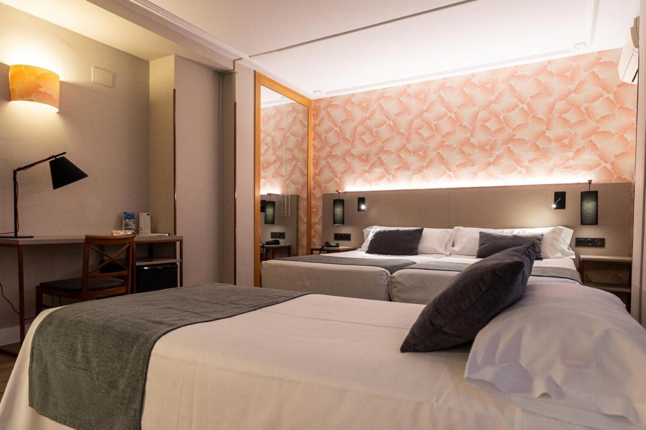 Hotel Castilla Vieja Palencia Bagian luar foto