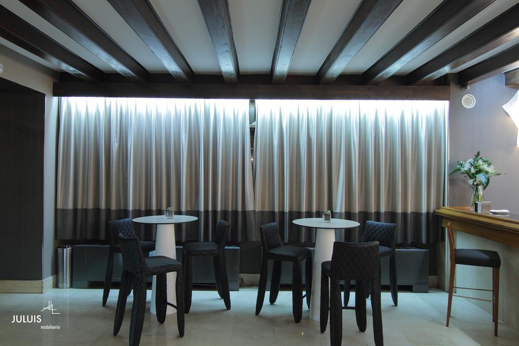 Hotel Castilla Vieja Palencia Bagian luar foto