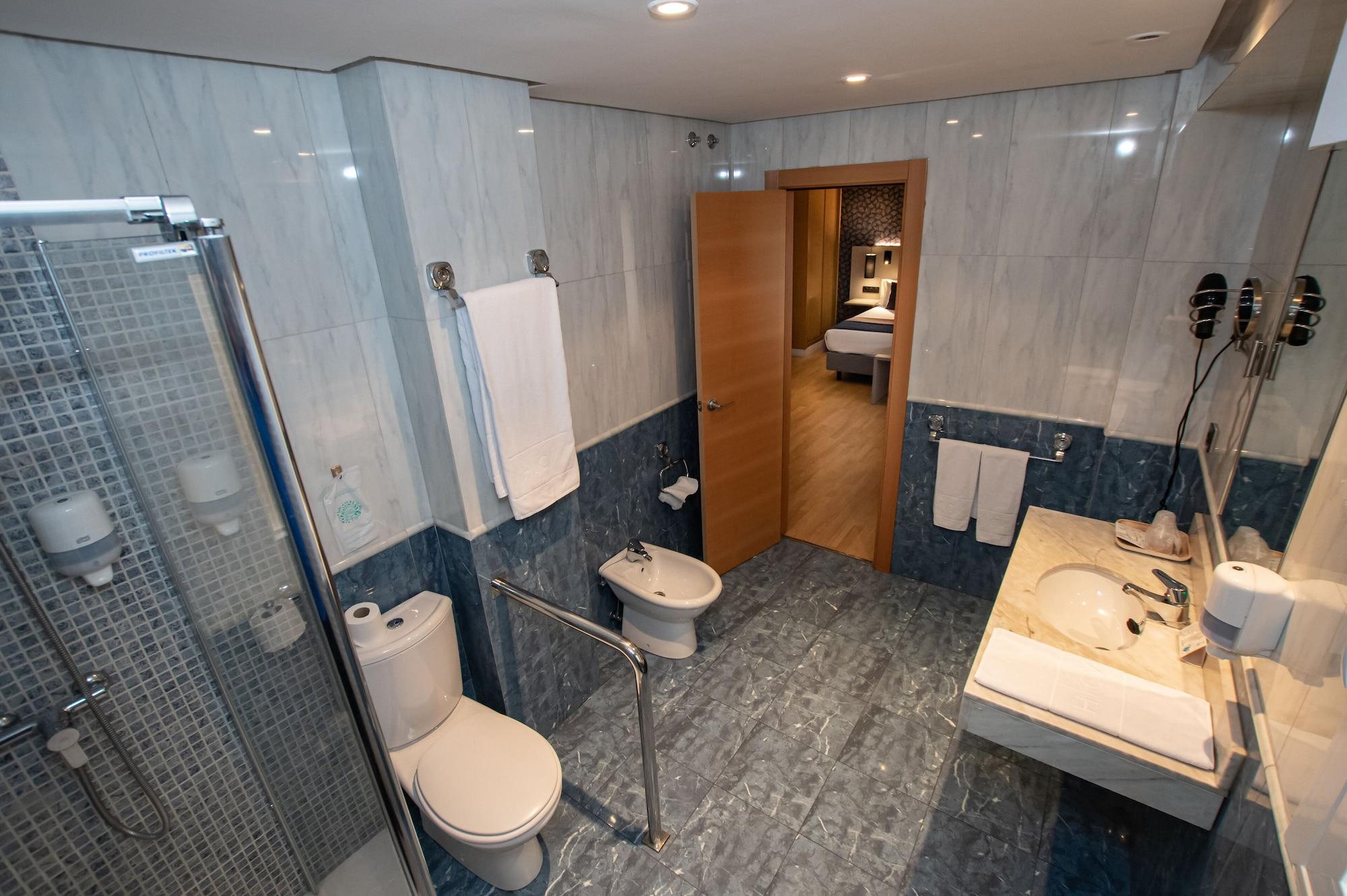 Hotel Castilla Vieja Palencia Bagian luar foto