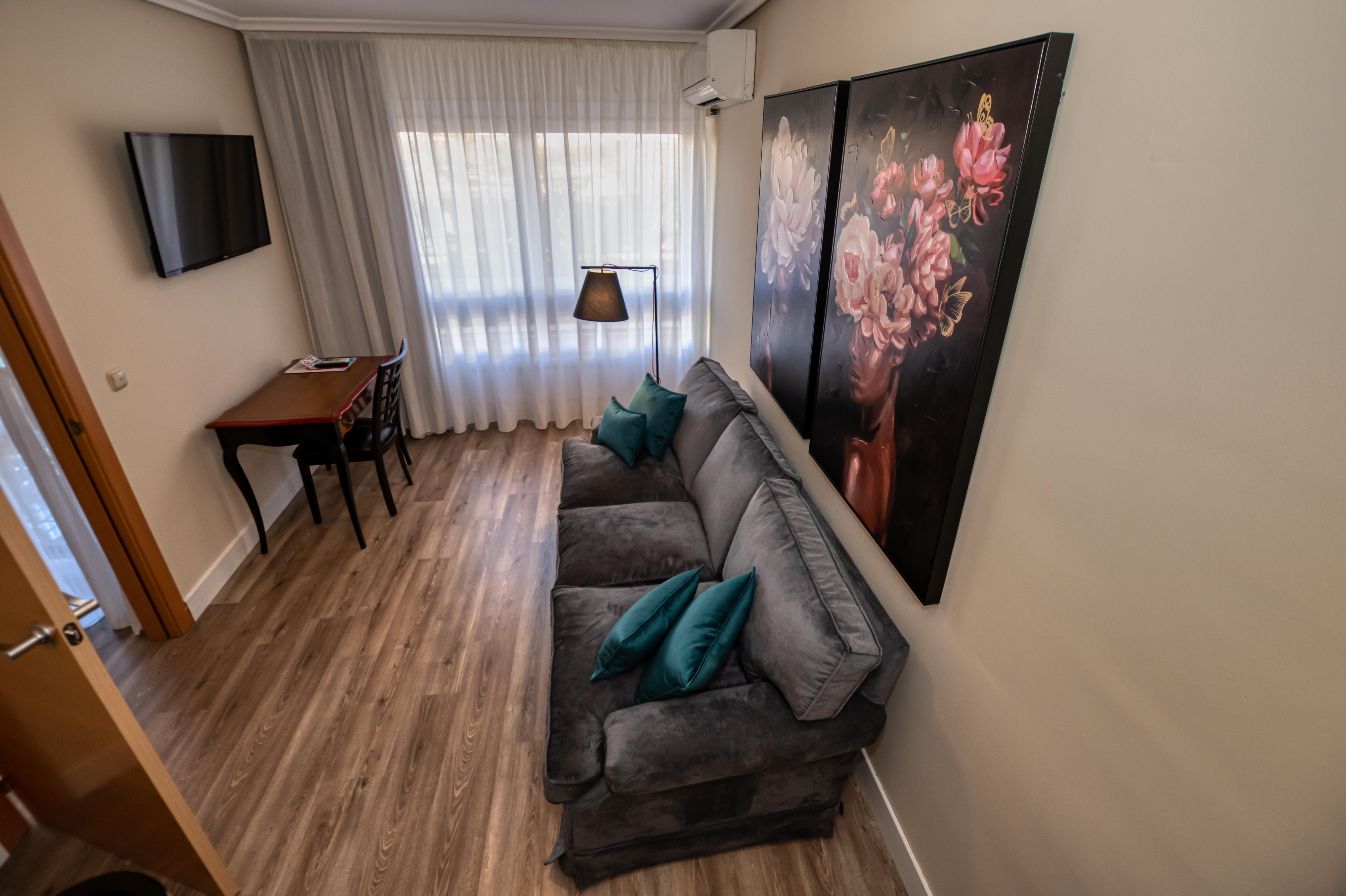 Hotel Castilla Vieja Palencia Bagian luar foto