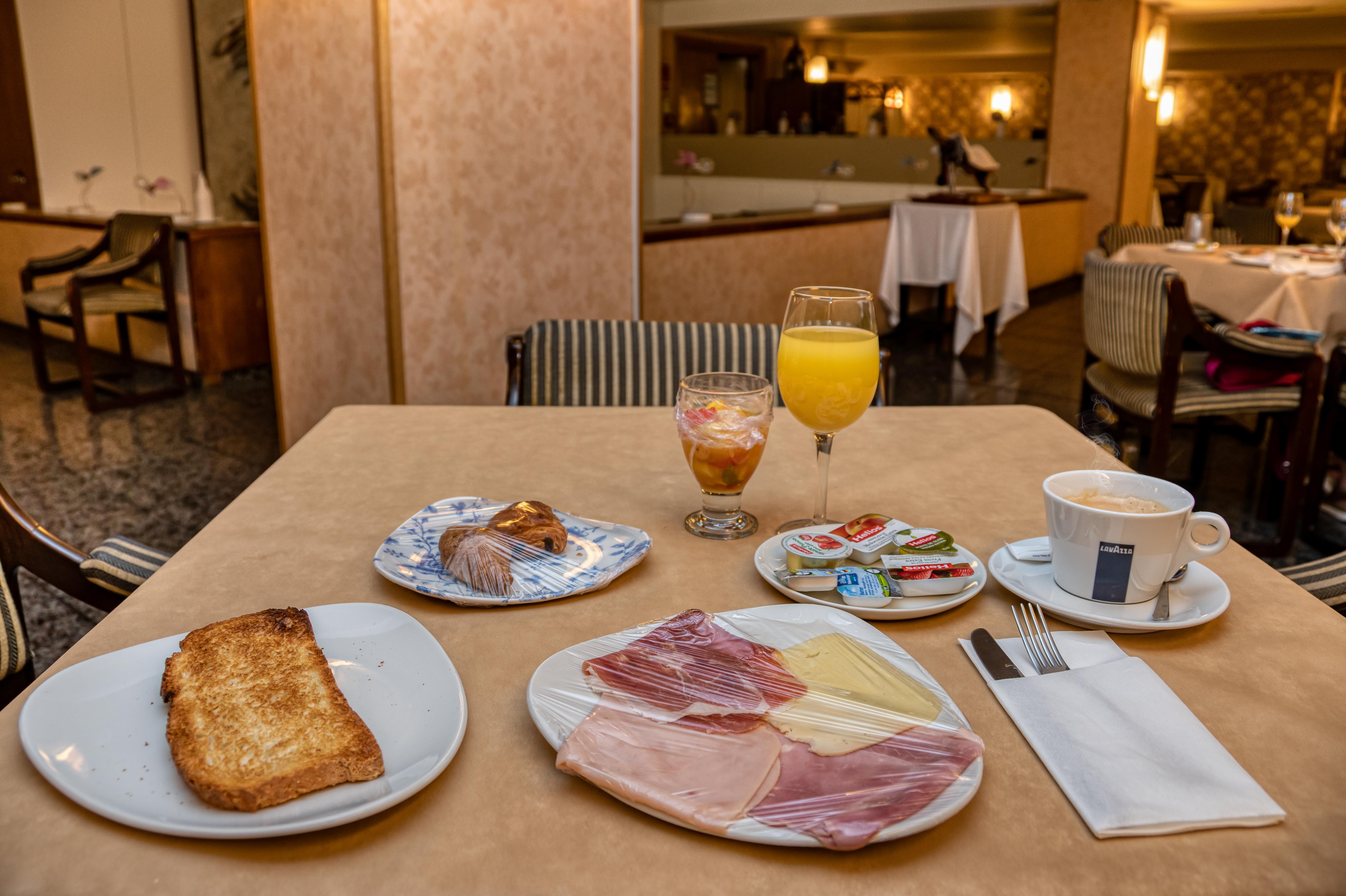Hotel Castilla Vieja Palencia Bagian luar foto